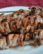 Свиной шашлык на красном вине