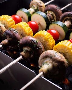 Вегетарианский шашлык из овощей на мангале