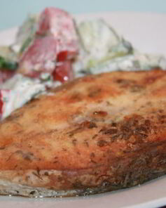 Ароматные жареные стейки лосося