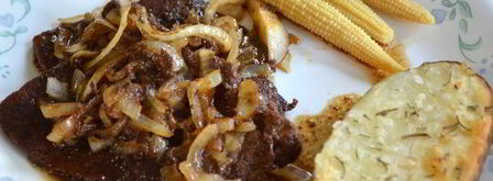 пряно-сладкие говяжьи стейки на сковороде. Шаг 3