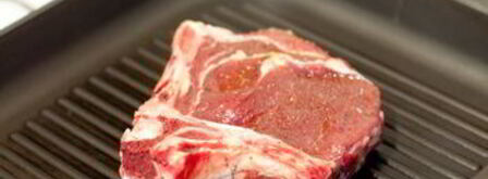 стейк из говядины со сливочным соусом из голубого сыра. Шаг 3