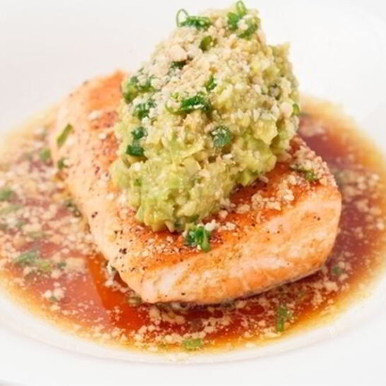 Рецепт стейк из семги под авокадо