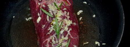 стейк с грибами и красным винным соусом. Шаг 2