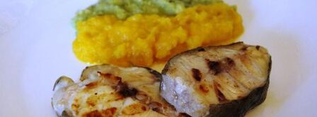 стейки-гриль из зубатки под сливочным соусом. Шаг 8