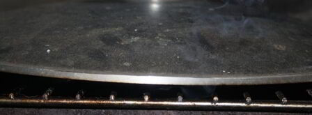 стейки из говядины с тархуновым сливочным маслом на мангале на дощечке. Шаг 7