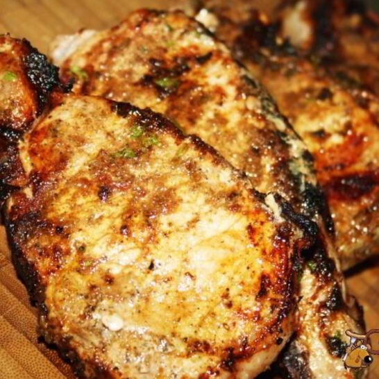 Рецепт стейки из свиной корейки в томатном маринаде