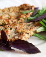 Стейки в кунжуте и розмарине