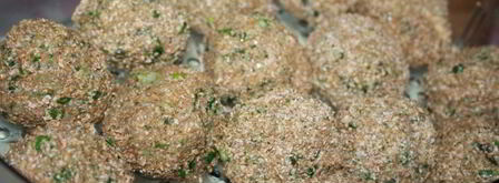 паровые куриные тефтельки с отрубями. Шаг 4