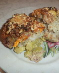 Тефтели на овощной подушке