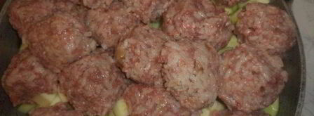 тефтели на овощной подушке. Шаг 4