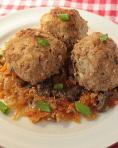 Тефтели с гречкой и грибами, запеченные в ряженке