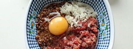 тефтели с гречкой в мультиварке. Шаг 3