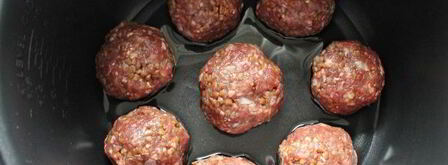 тефтели с гречкой в мультиварке. Шаг 5