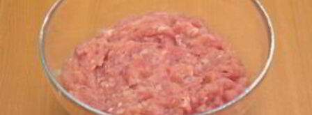 тефтели с моцареллой в томатном соусе. Шаг 3