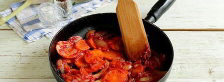 тефтели с подливкой на сковороде. Шаг 6