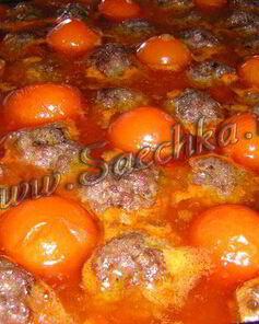 Тефтели с томатами черри