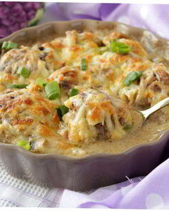 Тефтели в грибном соусе под сыром