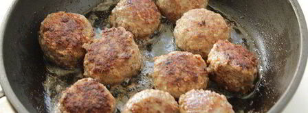 тефтели в грибном соусе под сыром. Шаг 3