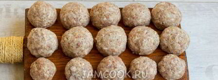 тефтели в сметанно-томатном соусе. Шаг 11