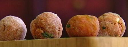 телячьи тефтельки с соусом из помидоров. Шаг 3