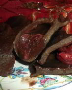 Шоколадные вареники с вишней