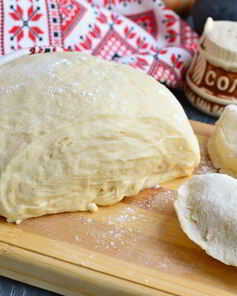 Тесто на кефире для вареников