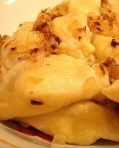 Вареники на заварном тесте с сюрпризами в двух начинках