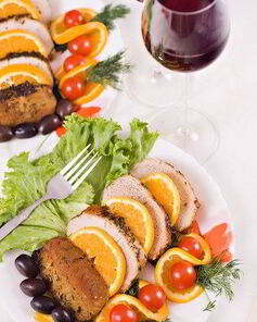 Свиное жаркое с апельсинами и хересом