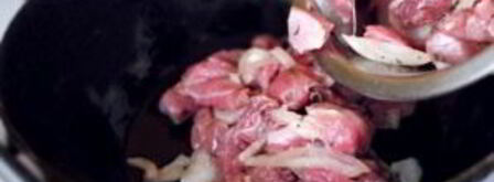 жаркое из индейки на сковороде. Шаг 2