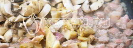 жаркое с грибами и сметаной. Шаг 5