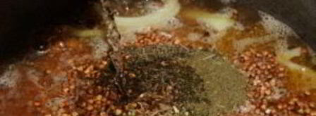 гречка с лисичками в казане. Шаг 6