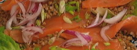 гречка с семгой и маринованным луком. Шаг 6