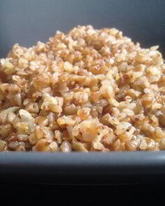 Гречневая каша с пассерованным луком