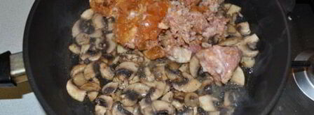 каша гречневая с тушенкой и грибами вкусняшка. Шаг 3