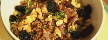 стокгольмская гречневая каша с орехами и изюмом. Шаг 8