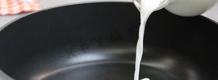 гурьевская каша с арахисом, бананами, киви и сухофруктами. Шаг 2