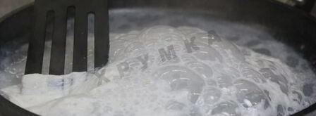 гурьевская каша с арахисом, бананами, киви и сухофруктами. Шаг 6