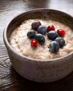 Каша из ячневой крупы на молоке