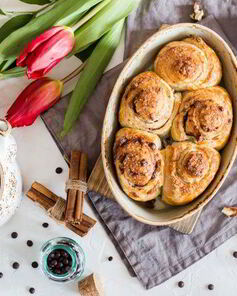 Булочки с пеканом в кленовом сиропе