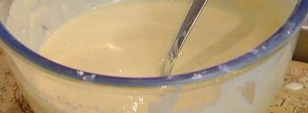 кефирные оладушки с кленовым сиропом. Шаг 3