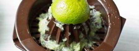 клубнично-лаймовый освежающий напиток. Шаг 2