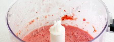 клубнично-мятный коктейль. Шаг 8