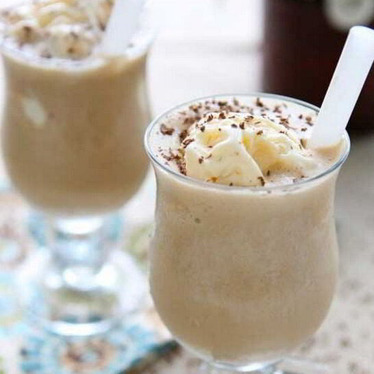 Рецепт коктейль coffee milkshake с шоколадным сиропом