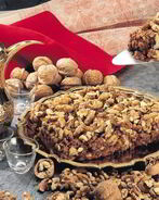 Орехи в кленовом сиропе и корице