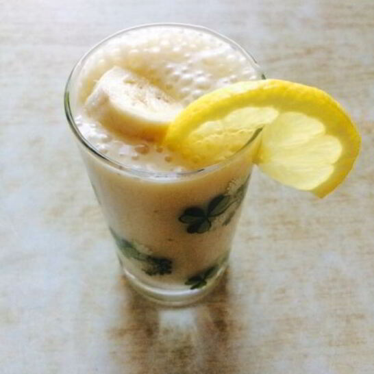 Рецепт банановый смузи с молоком