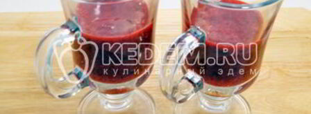 брусничный смузи со сливками. Шаг 5