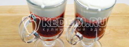 брусничный смузи со сливками. Шаг 6