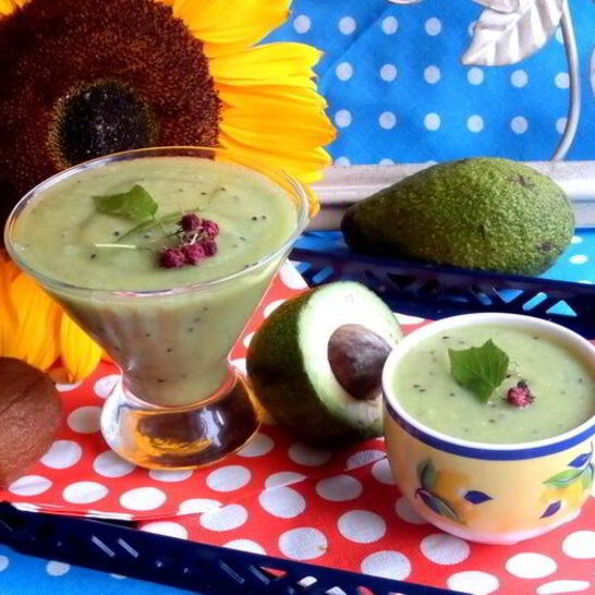 Рецепт смузи из авокадо и киви