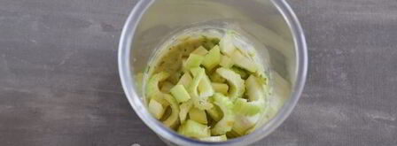 смузи с сельдереем и семенами льна. Шаг 8