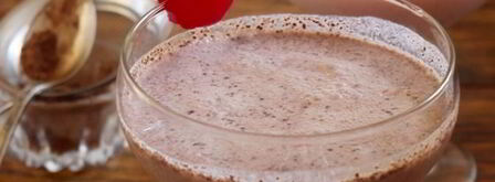 смузи с творогом, вишней и какао. Шаг 9